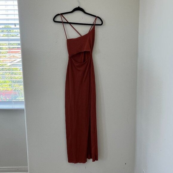 7 Day Wknd Ribbed Cut out Maxi Dress with Slit Spaghetti Strap Size Small - Picture 3 of 11